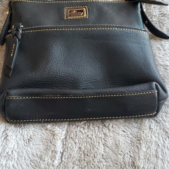 Dooney & Bourke Black Pebbled Leather Medium Sized Crossbody Purse Bag