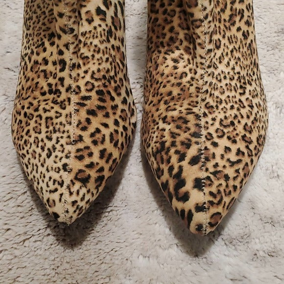 Very Volatile Faux Fur Leather Cheetah Print Pull On Pointed Toe Calf Boots 6.5