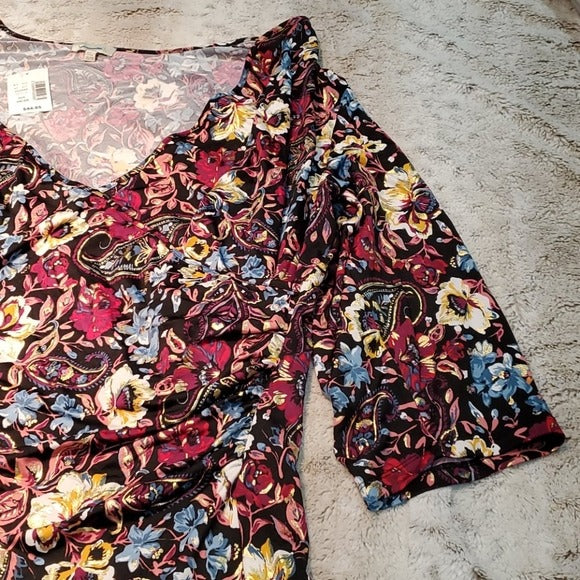 NWT Chenault Gold Leaf Floral Wrap Blouse Size 26/28